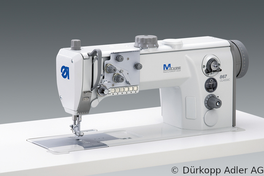 867-190122 Одноигольная машина челночного стежка с плоской платформой. Нижний, игольный транспортеры и верхний альтернирующий транспортер лапка (0867 990018 049)