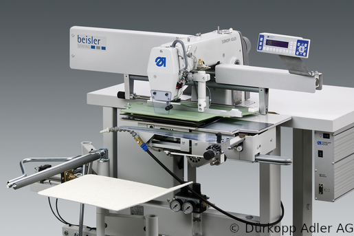 743-221-01 Одноигольная швейная установка челночного стежка для прошивания выточек и защипов на брюках и блузках длина до 150мм, ширина до 50мм. (1970 991221 008)